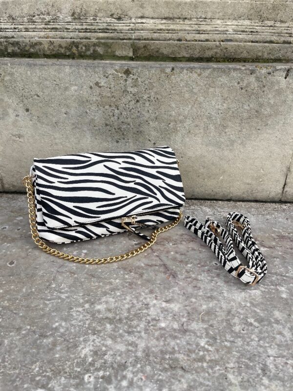 Bolso animal print cebra.