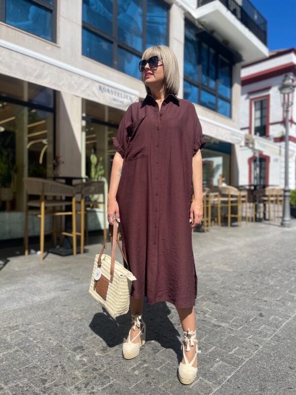 Vestido Easy Mood marrón chocolate.