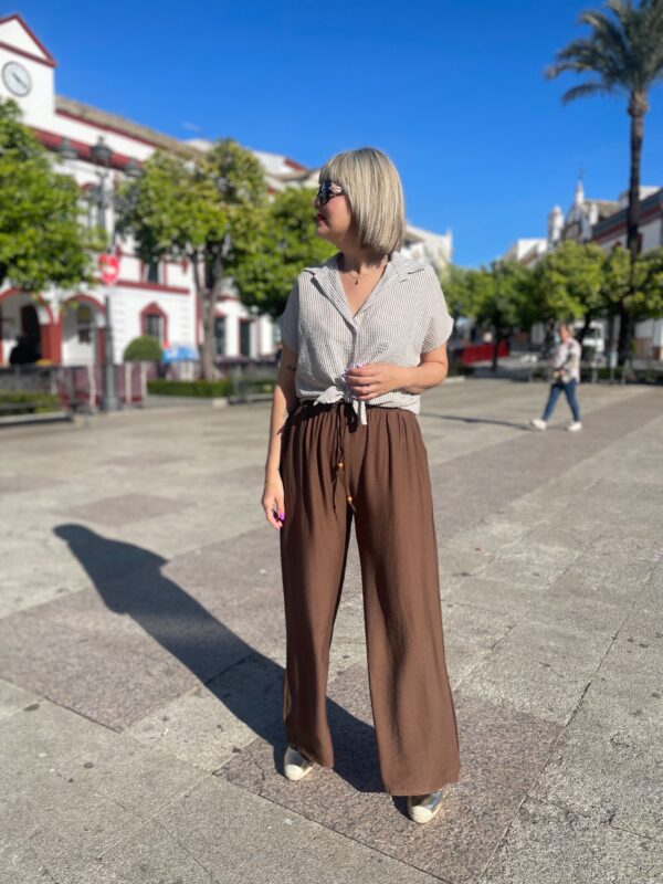 ConjuntoFlow brown.