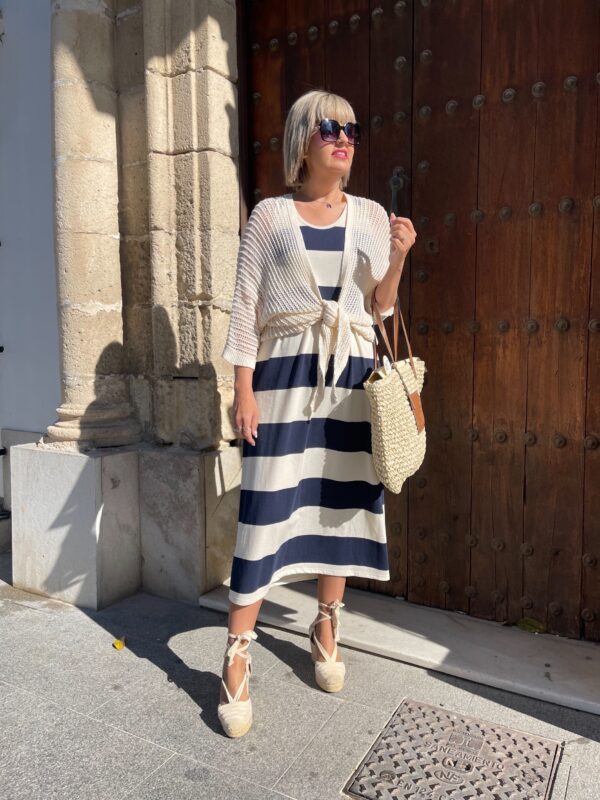Vestido largo franjas azul. - Imagen 3