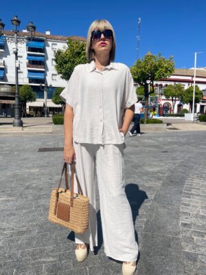 Conjunto DUTTI beige.