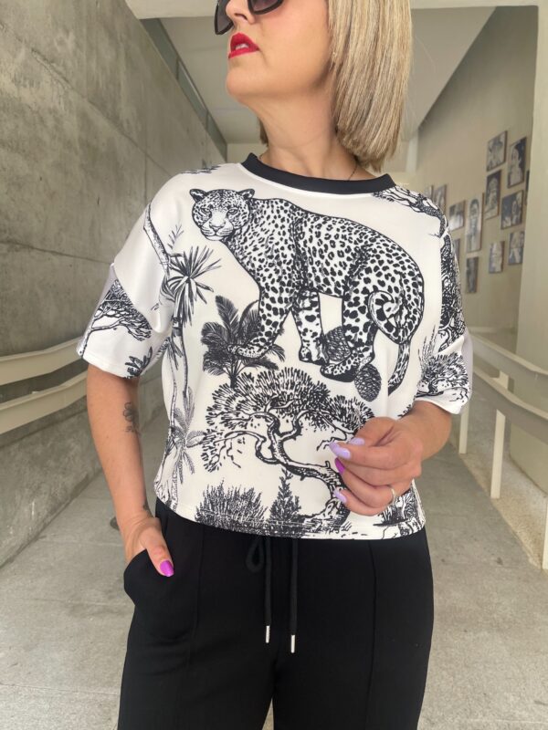 Camiseta Tiger negra.