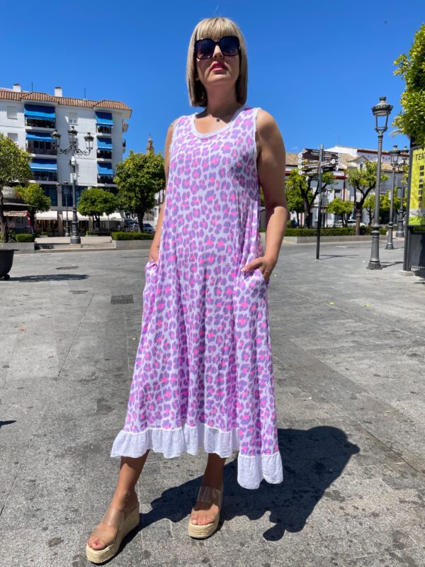 Vestido Roar fucsia-morado.