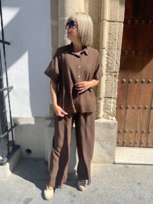 Conjunto DUTTI brown.