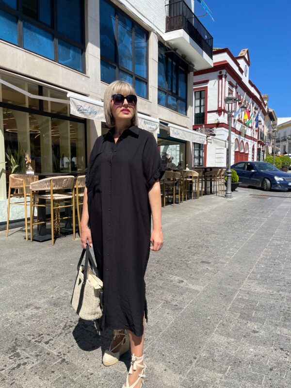 Vestido Easy Mood negro. - Imagen 2