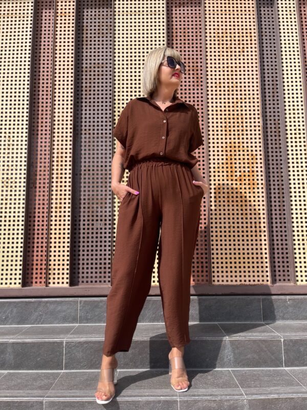 Conjunto Sara brown. - Imagen 5