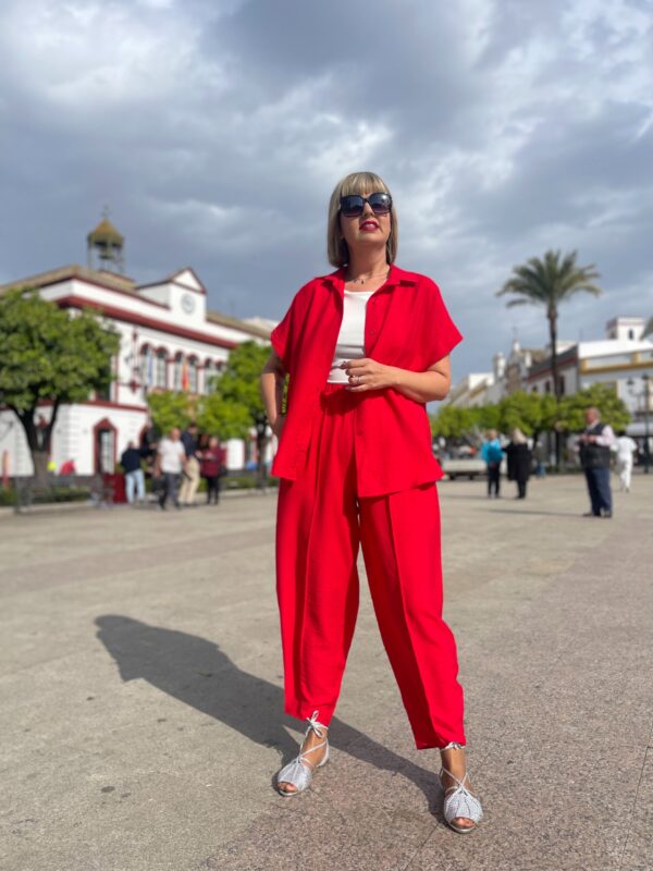 Conjunto Sara red. - Imagen 2
