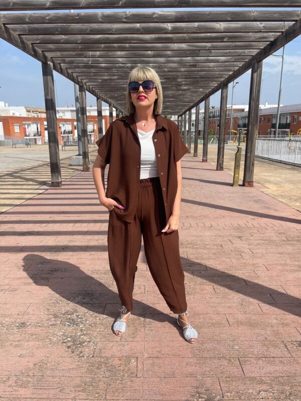 Conjunto Sara brown. - Imagen 3