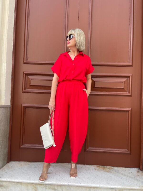Conjunto Sara red.