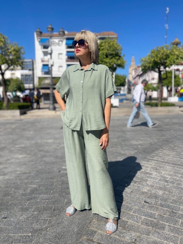 Conjunto DUTTI green. - Imagen 4