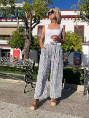 Pantalón multicolor-raya azul.