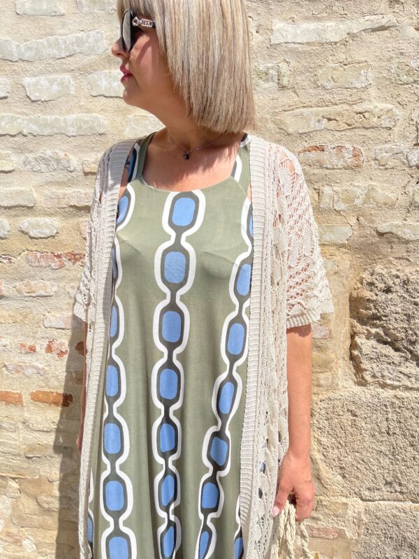 Cardigan largo calado beige. - Imagen 2