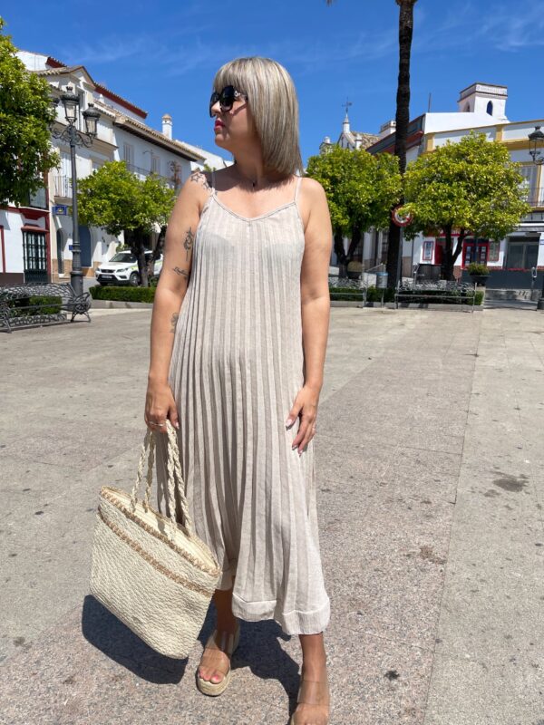 Vestido plisado Lino beige. - Imagen 2