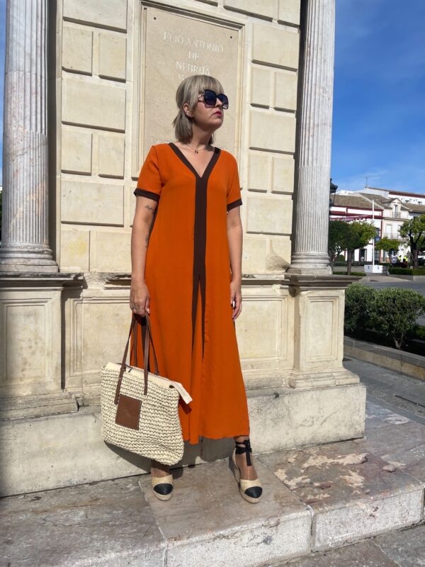 Vestido Chloe manga corta teja. - Imagen 2