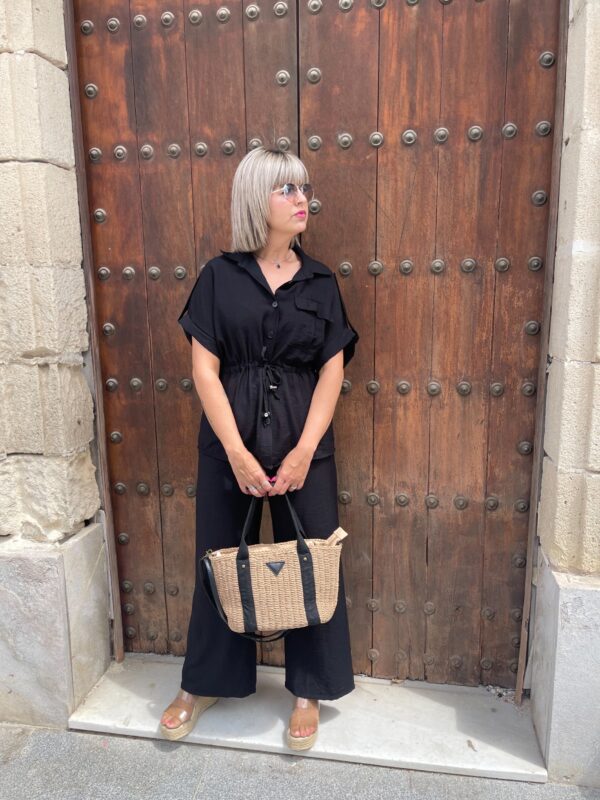 Conjunto Verónica negro. - Imagen 3