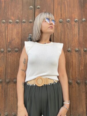 Top Sicilia hombreras beige.