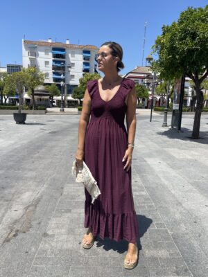 Vestido nido berenjena.