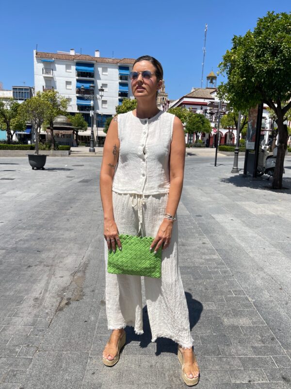 Conjunto 100% lino beige. - Imagen 4