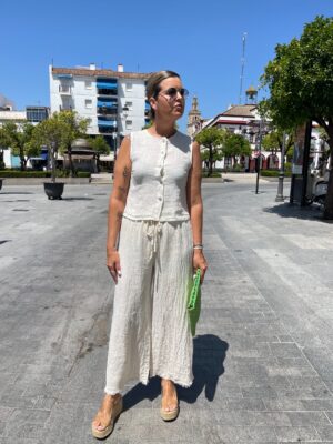 Conjunto 100% lino beige.