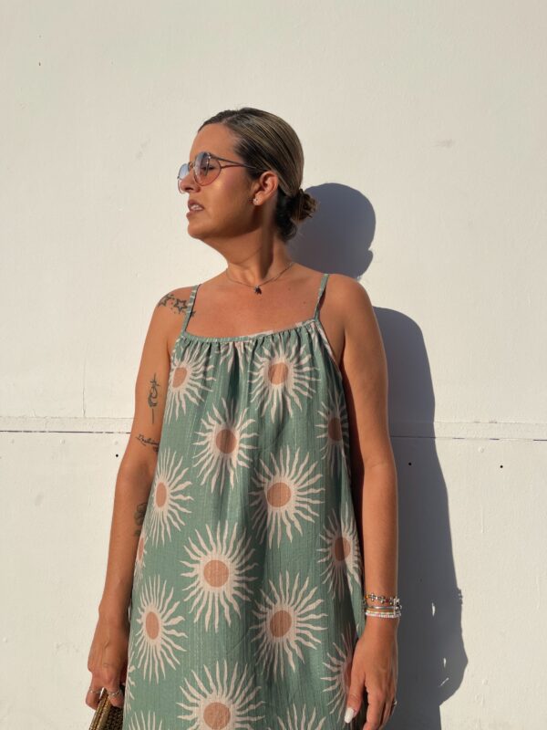 Vestido soles verde. - Imagen 5