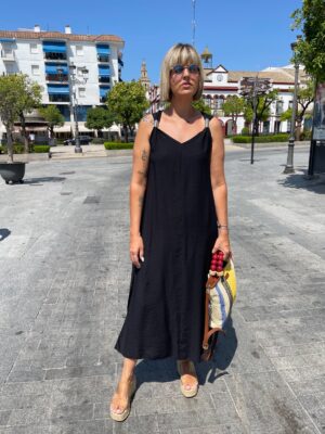 Vestido argollas negro.