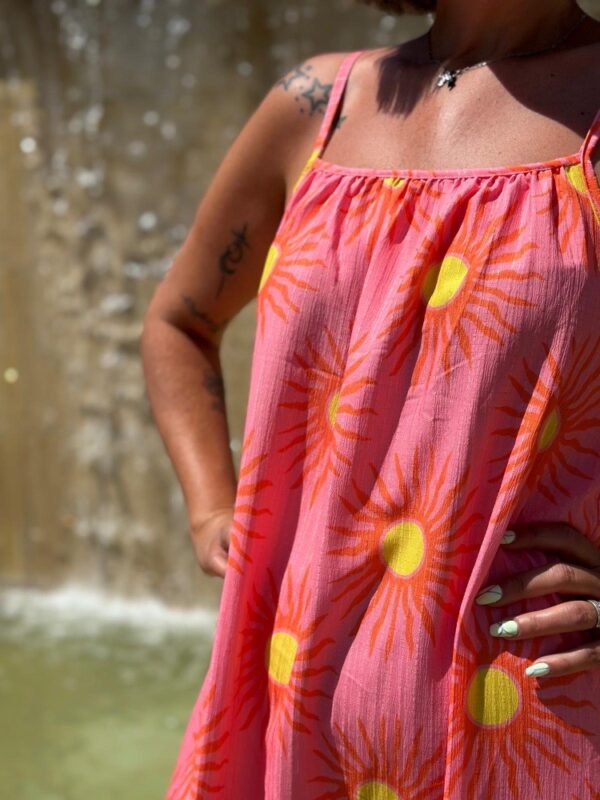 Vestido Soles rosa-naranja. - Imagen 5