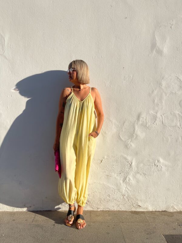 Mono Zahora amarillo.