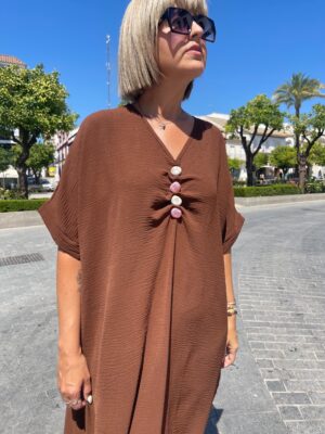 Vestido Sibilina marrón.