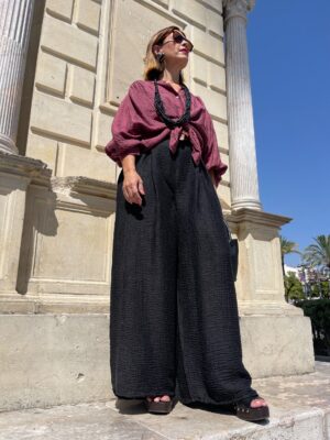 Pantalón palazo bambula negro.