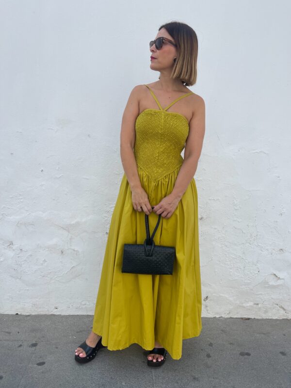 Vestido vida mostaza. - Imagen 3