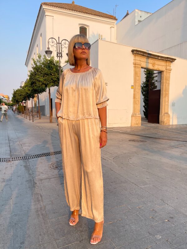 Conjunto Eclipse beige. - Imagen 2