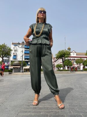 Pantalón satinado con puño (verde).