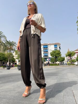 Pantalón satinado con puño (marrón).