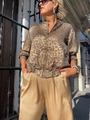 Bomber animal print leopardo.