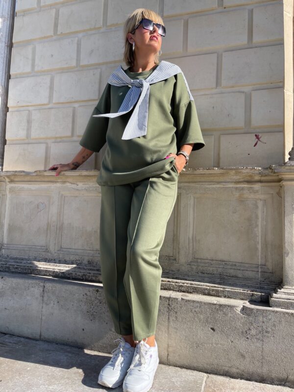 Conjunto Street Glow green. - Imagen 2