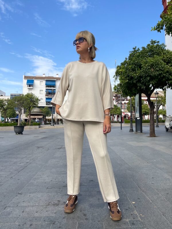 Conjunto Soft Glow beige. - Imagen 5
