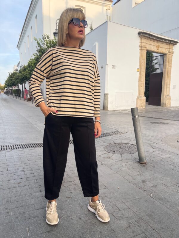 Jersey rallado beige-negro. - Imagen 5