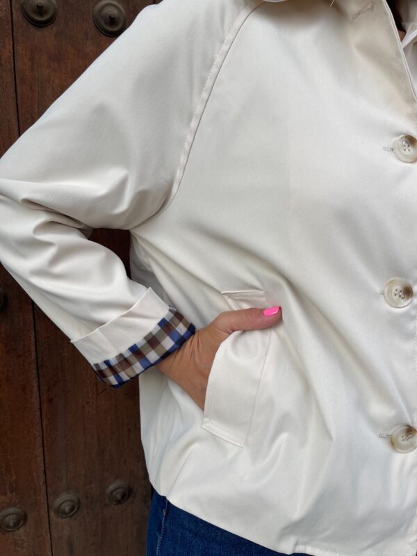 Cazadora Nova premium beige. - Imagen 5