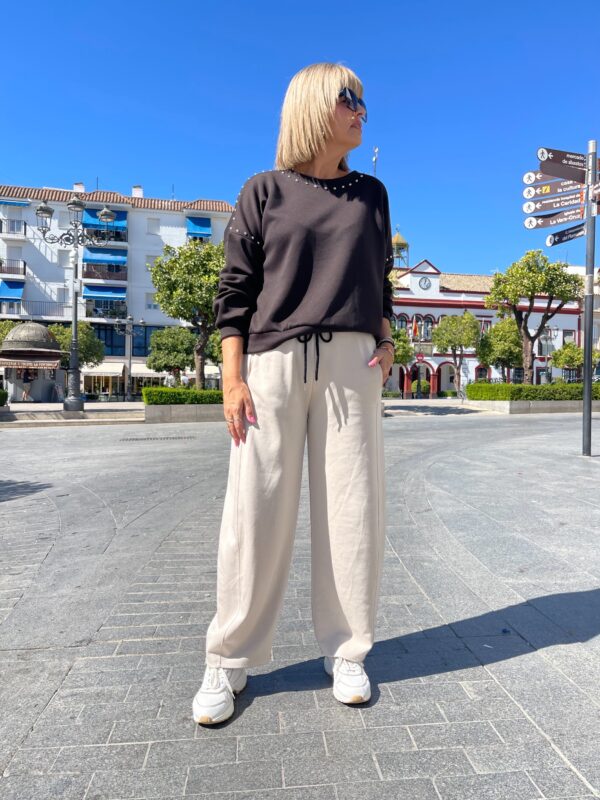 Pantalón balón beige. - Imagen 3