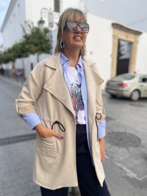 Parka Safari beige.