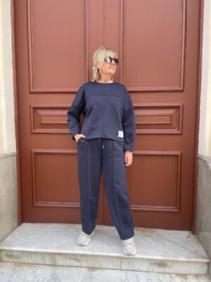 Conjunto Easy Style azul marino.