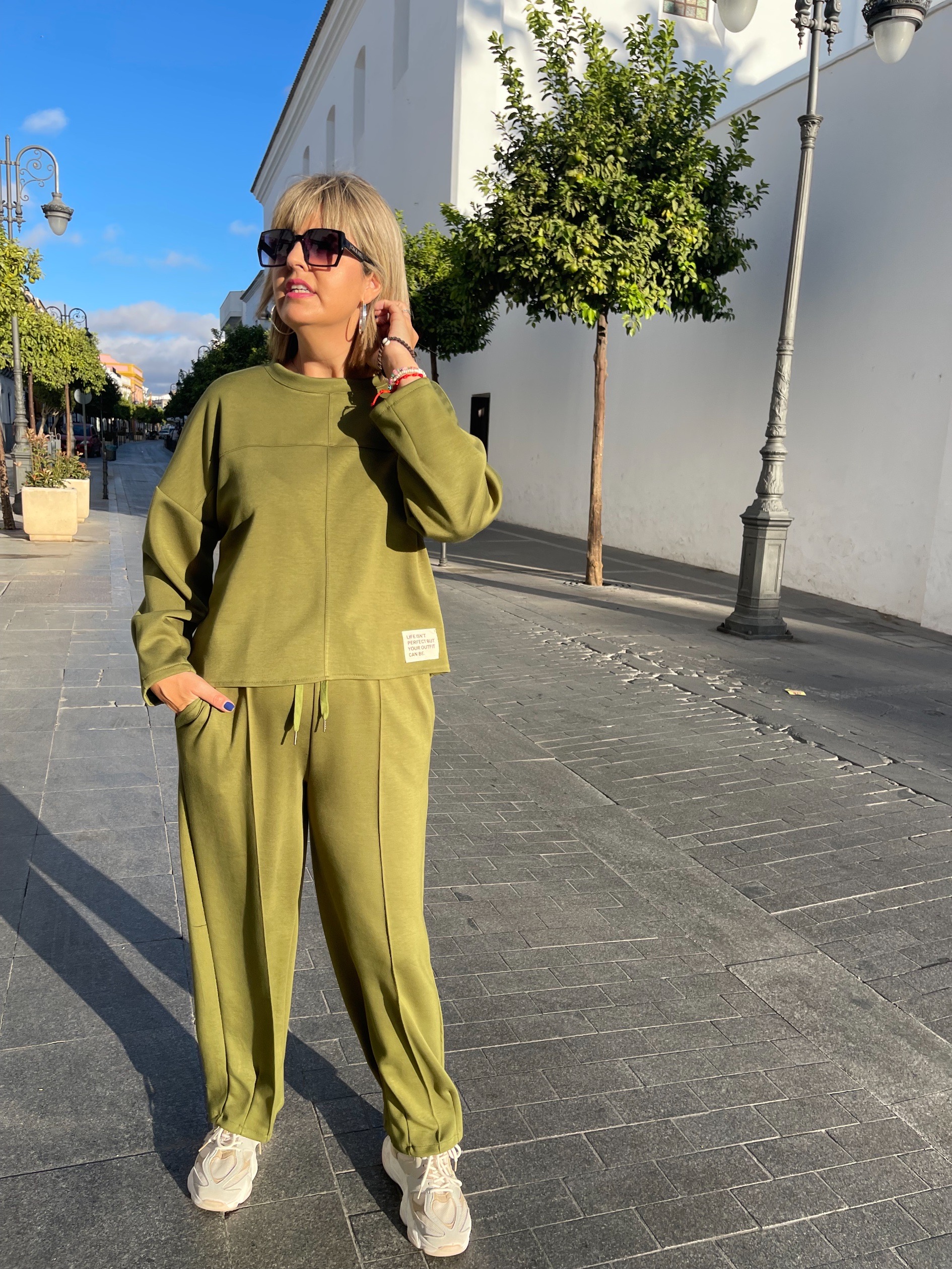 Conjunto Easy Style verde pera. - Imagen 4
