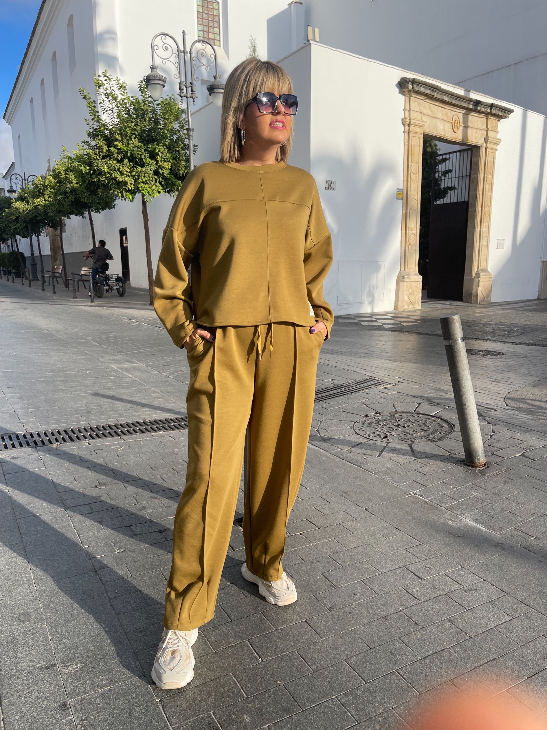 Conjunto Easy Style verde musgo.