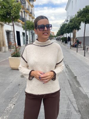 Jersey costuras beige.