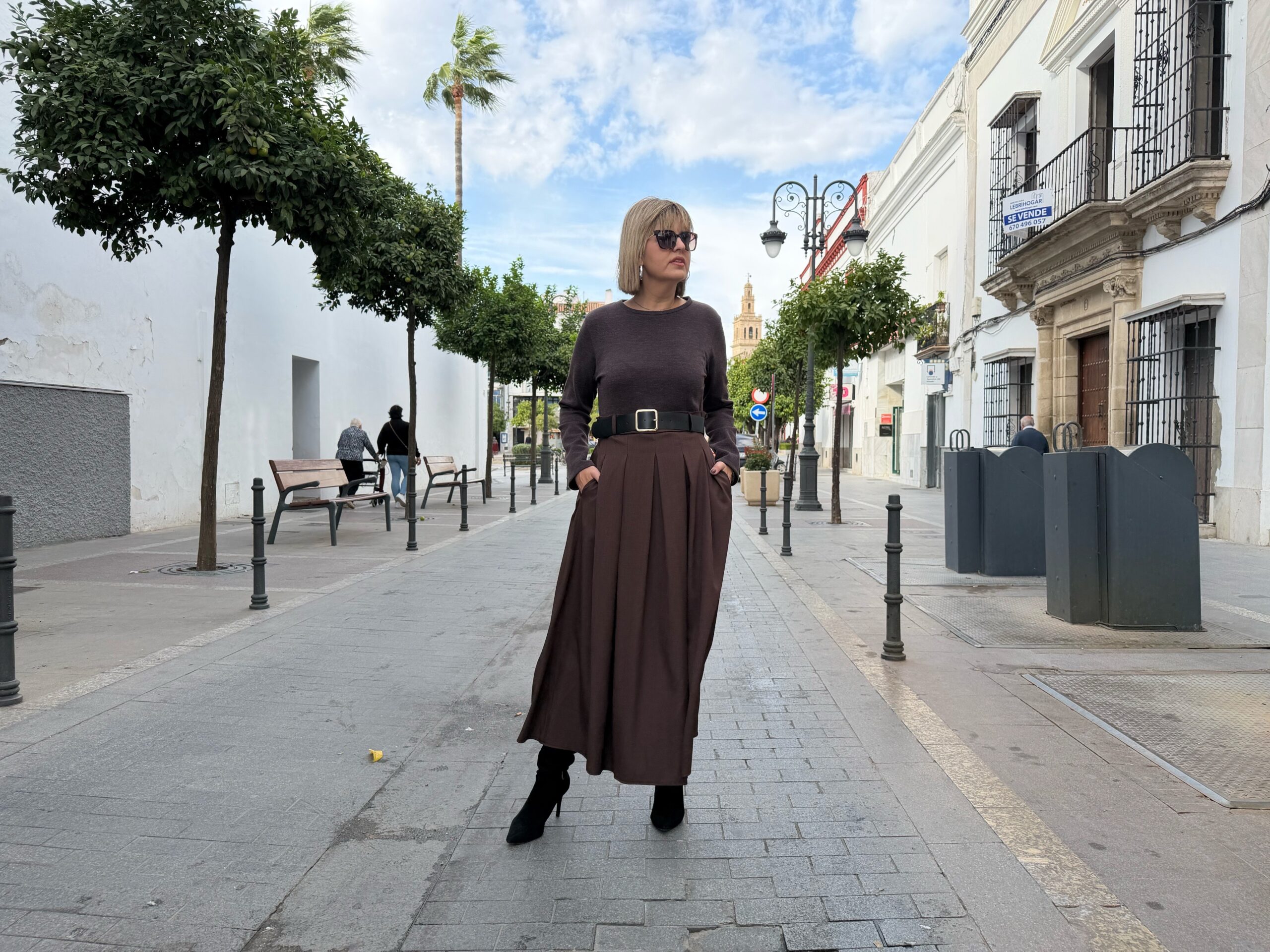 The Urban Dress brown. - Imagen 3