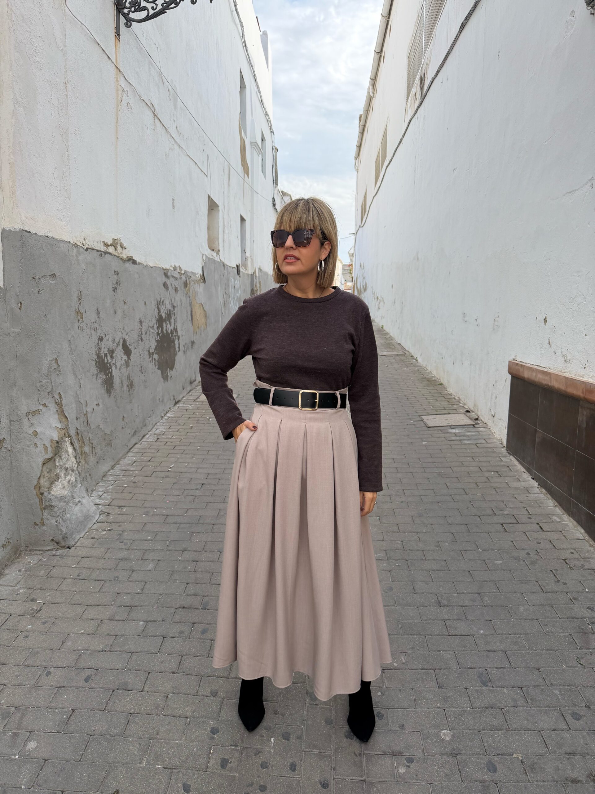 The Urban Dress beige. - Imagen 6