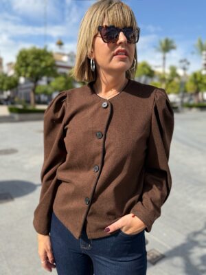 Chaqueta Helena marrón.