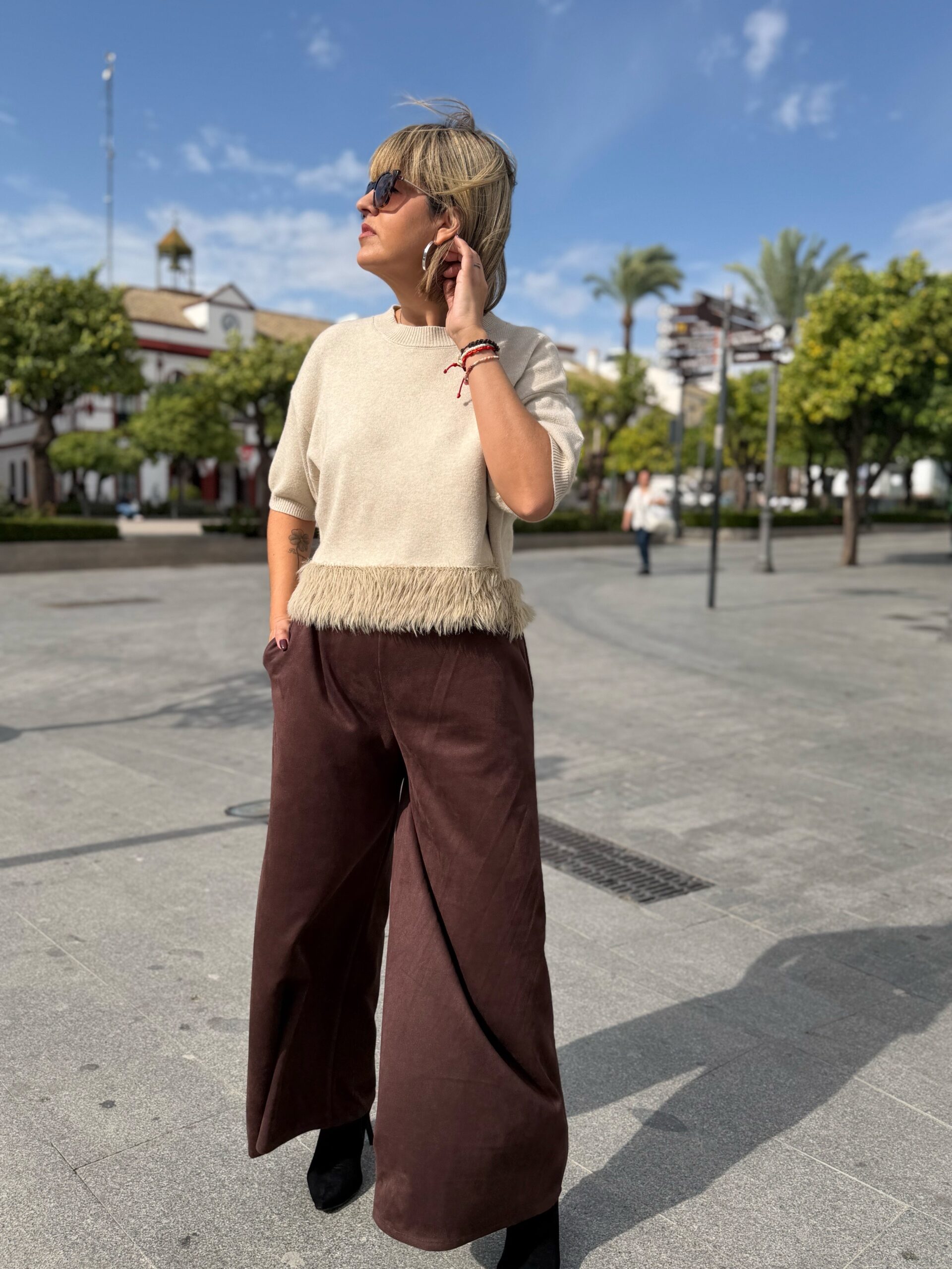 Jersey plumas beige. - Imagen 5