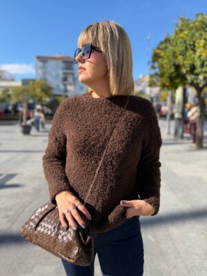 Jersey borreguito marrón.