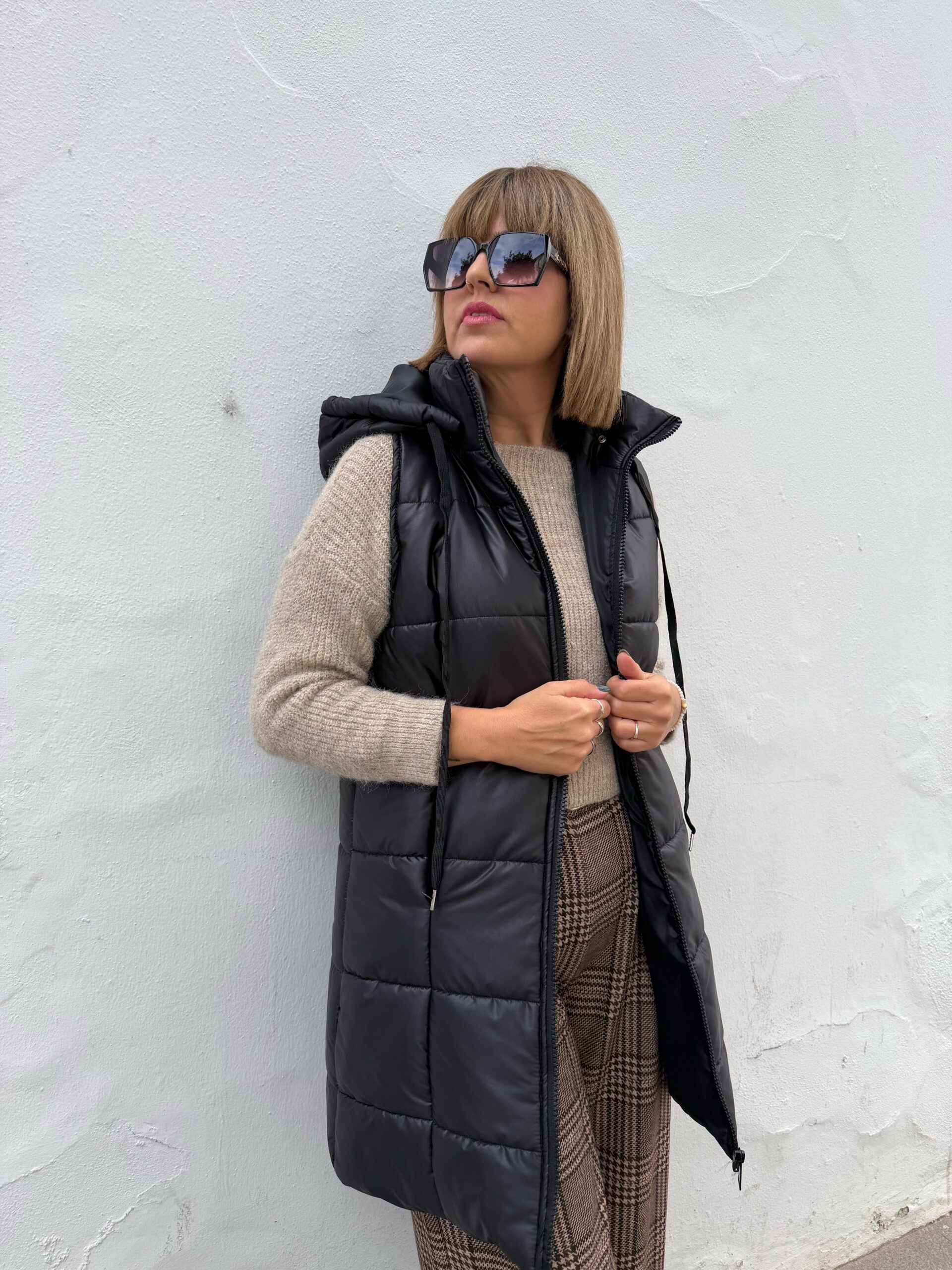 Chaleco acolchado negro. - Imagen 5